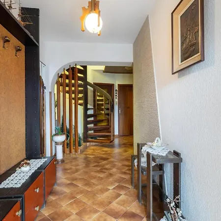 Lovely In With Kitchen *