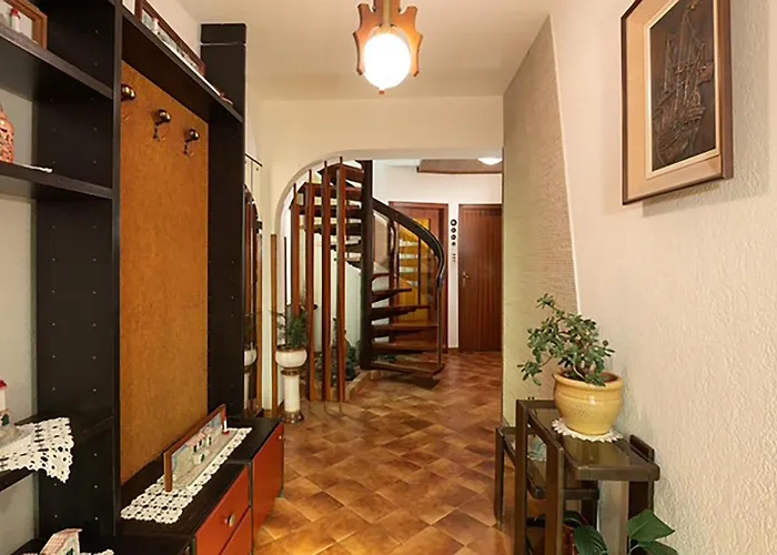 2 Bedroom Cozy In *