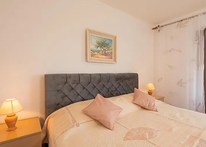 아파트 2 Bedroom Cozy In 자드라보노