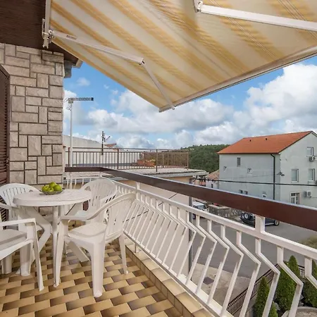 2 Bedroom In Lejlighed